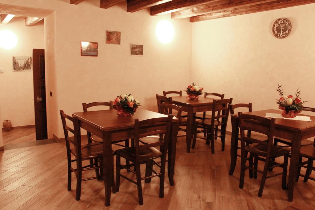 L'Arco Dei Sogni Hotell Malvagna Exteriör bild